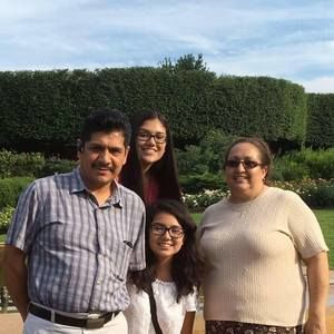 Meet your Posher, Manuel